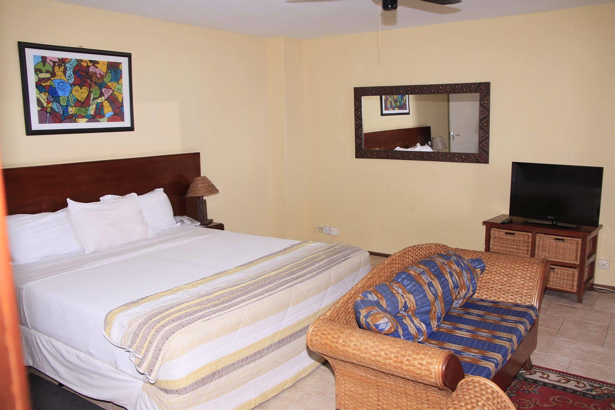 Best Western Plus Accra Beach Hotel Teshie Eksteriør billede